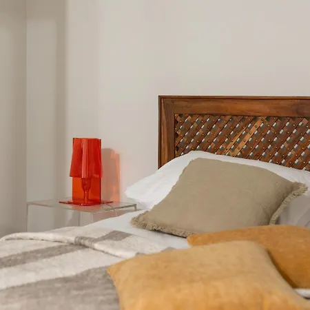 Apartmán Sunny In The Heart Of Old Town By Renters *