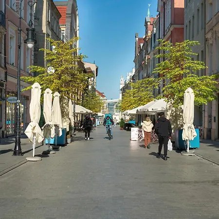 Sunny In The Heart Of Old Town By Renters * Poznan