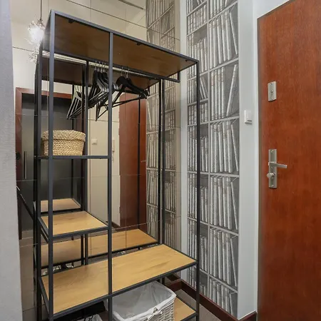 Apartmán Sunny In The Heart Of Old Town By Renters