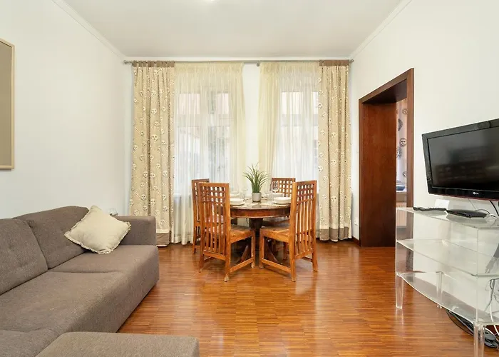Apartment Sunny In The Heart Of Old Town By Renters Posen