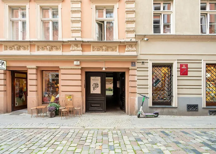 Apartment Sunny In The Heart Of Old Town By Renters Posen